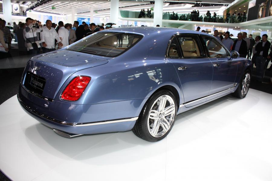  Bentley Mulsanne 2010 года  (фото 79 из 262)